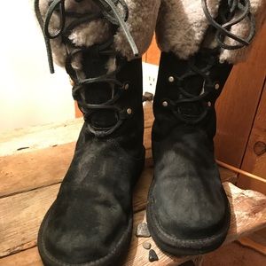 Black Lace up Ugg Boots with thick grey shearling.